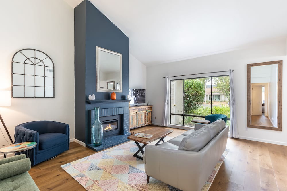 Photo of Bedroom in St. Helena