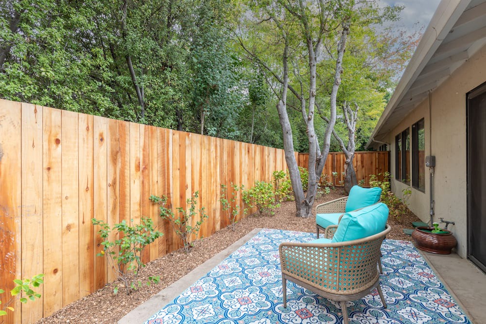 Photo of Others in St. Helena