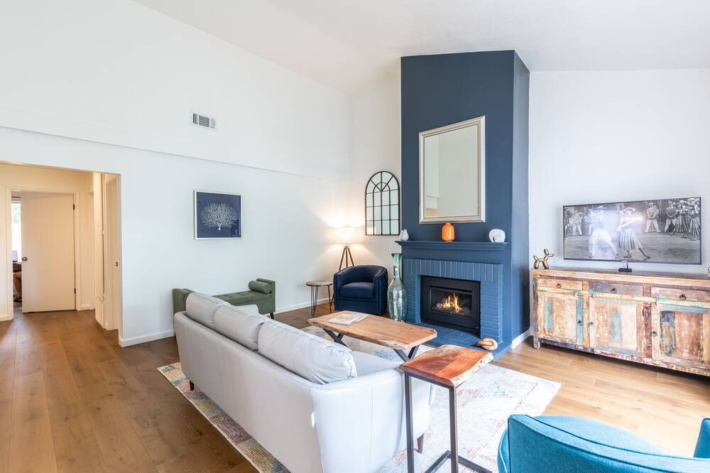 Photo of Bedroom in St. Helena