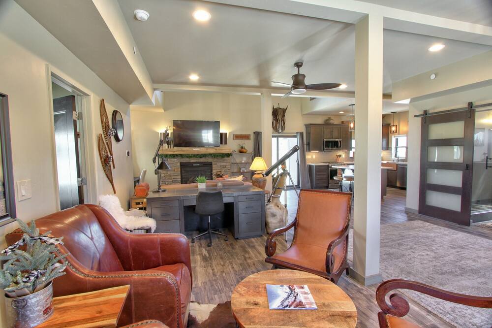 Photo of Livingroom in Big Bear