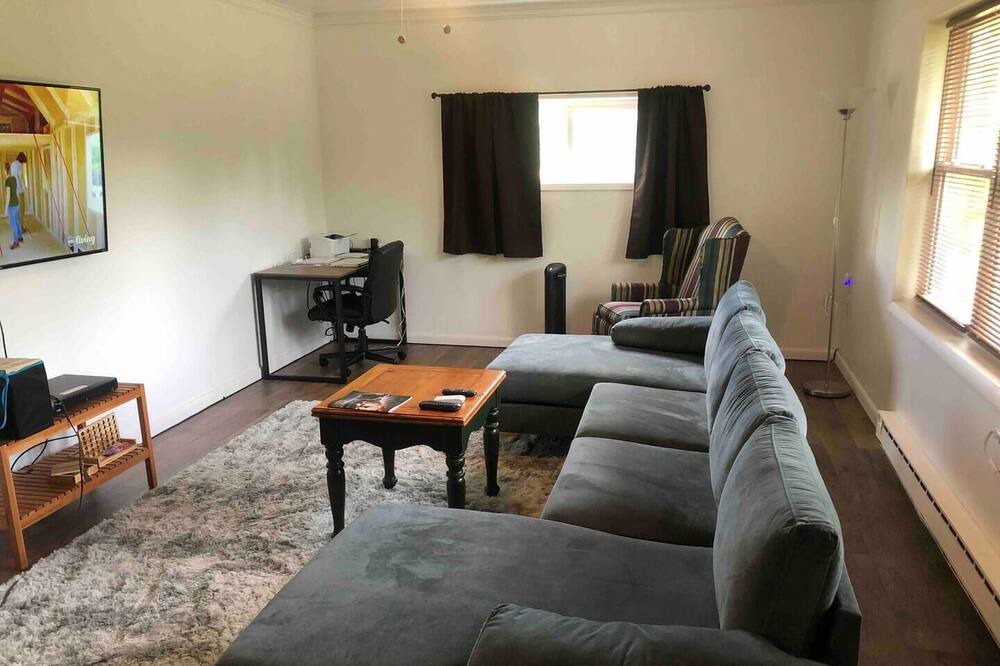 Photo of Livingroom in Lehman