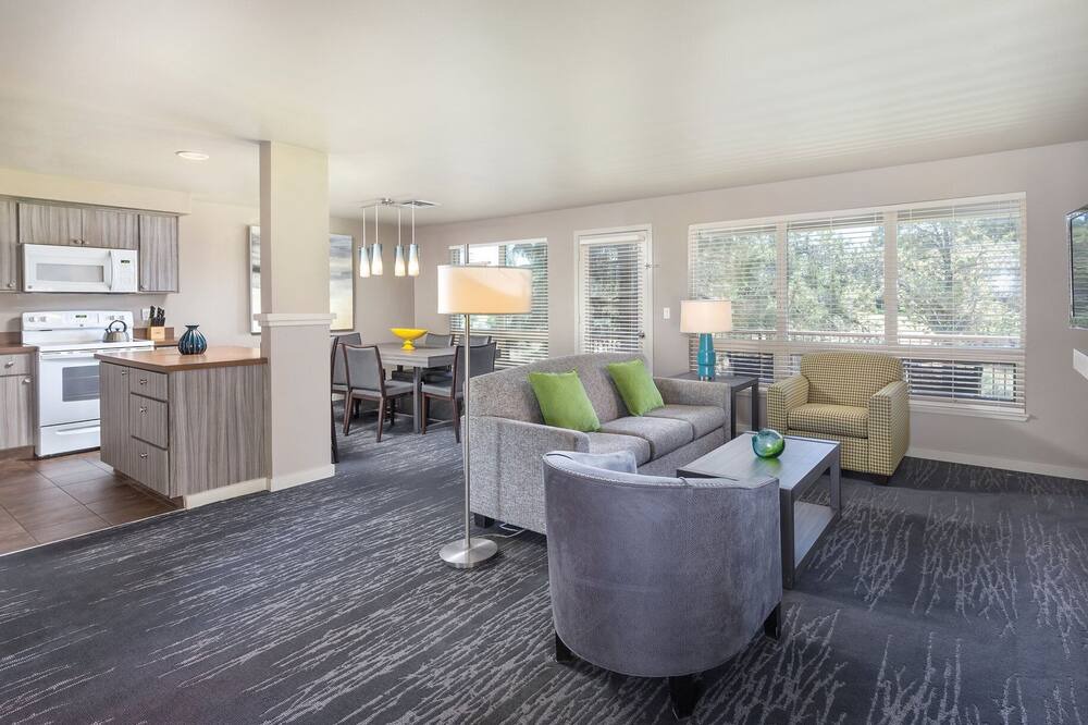 Photo of Livingroom in Redmond