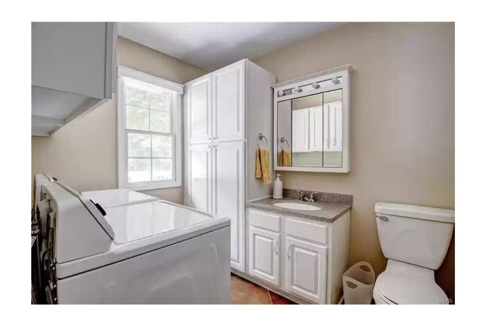 Photo of Bedroom in Skaneateles