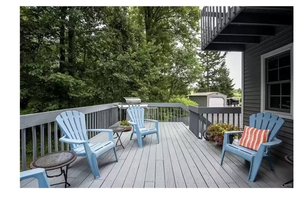Photo of Patio Balcony in Skaneateles