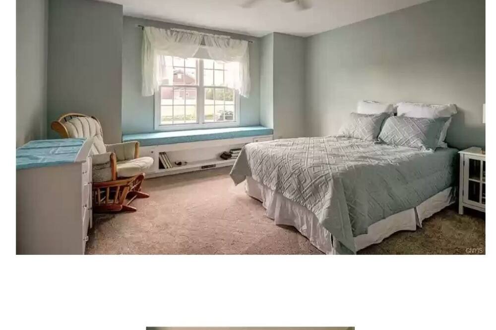 Photo of Bedroom in Skaneateles