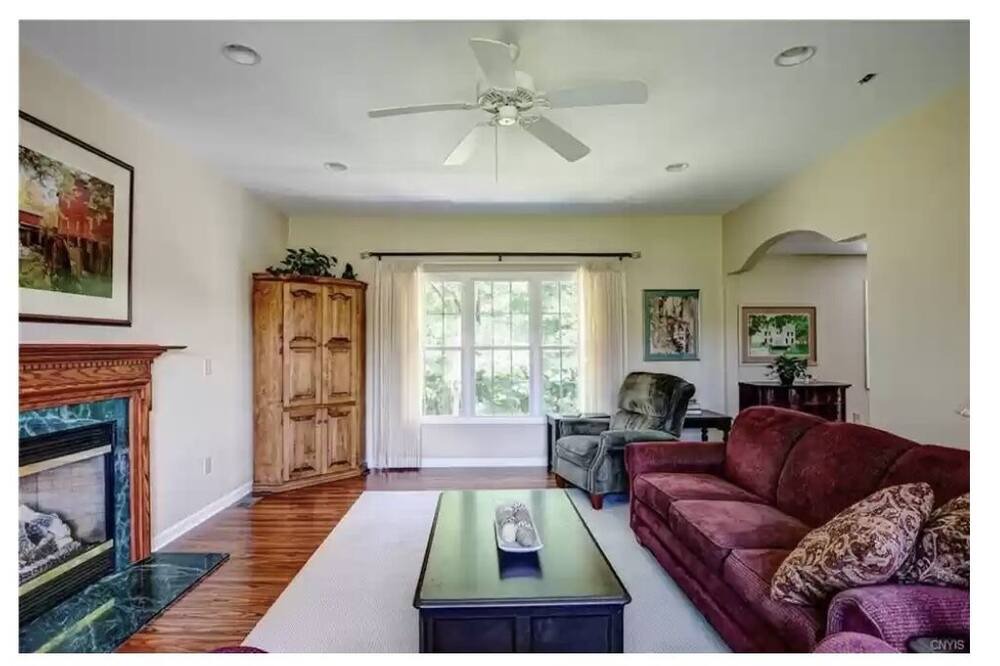 Photo of Livingroom in Skaneateles