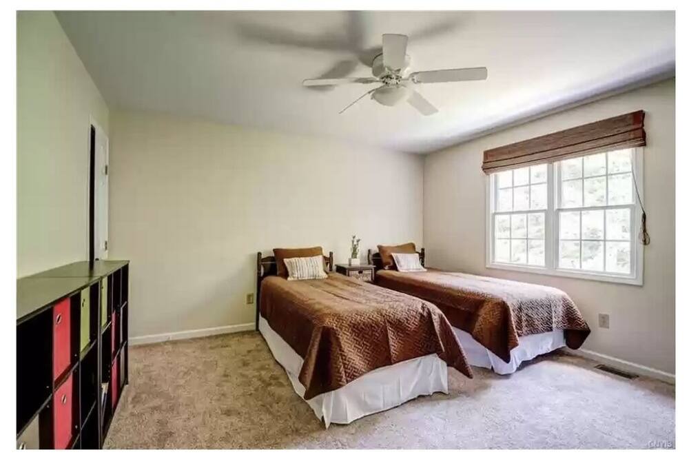 Photo of Bedroom in Skaneateles