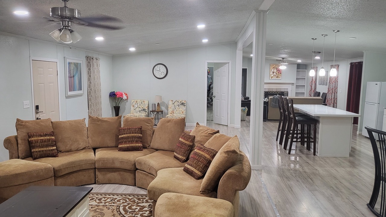 Photo of Livingroom in Greenville