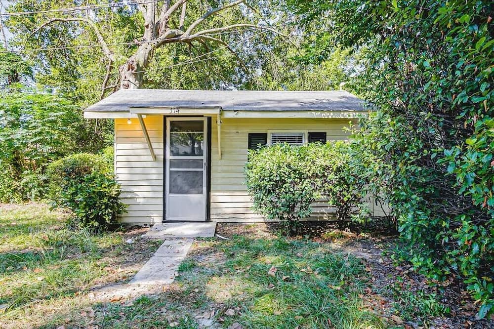 Photo of Others in Belvedere