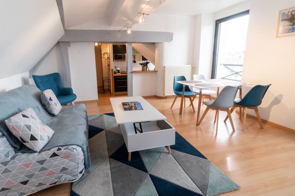 Photo of Livingroom in Laval