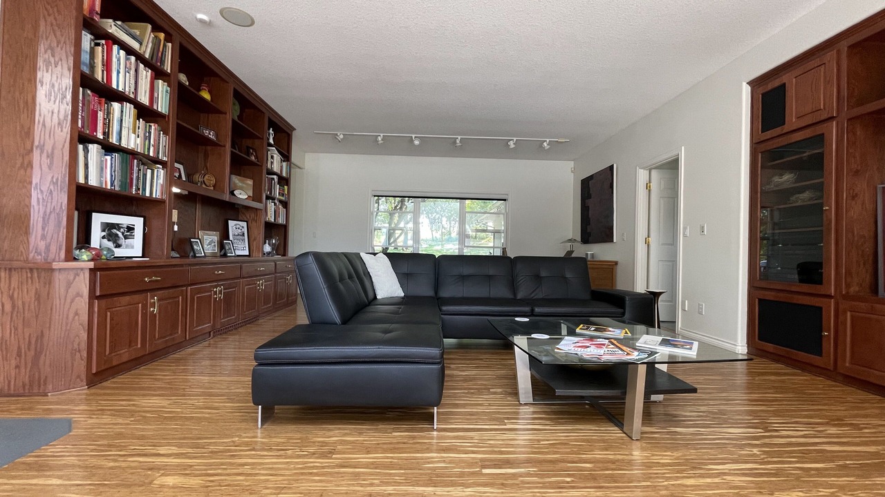 Photo of Livingroom in Carlton