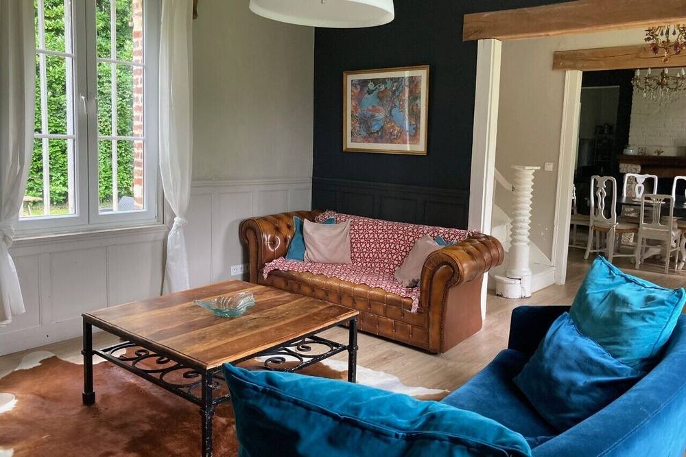 Photo of Livingroom in Ablon