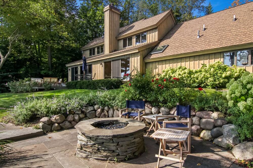 Photo of Outdoor in Leland