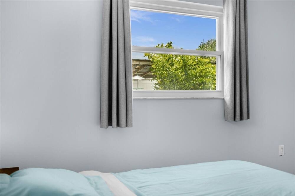 Photo of Bedroom in Sky Lake