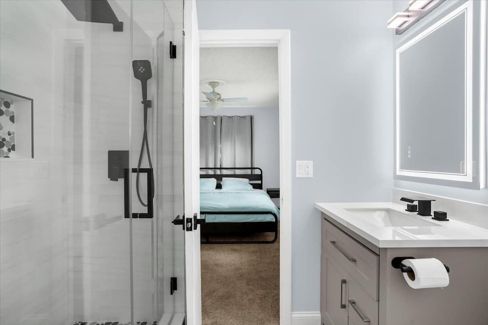 Photo of Bedroom in Sky Lake