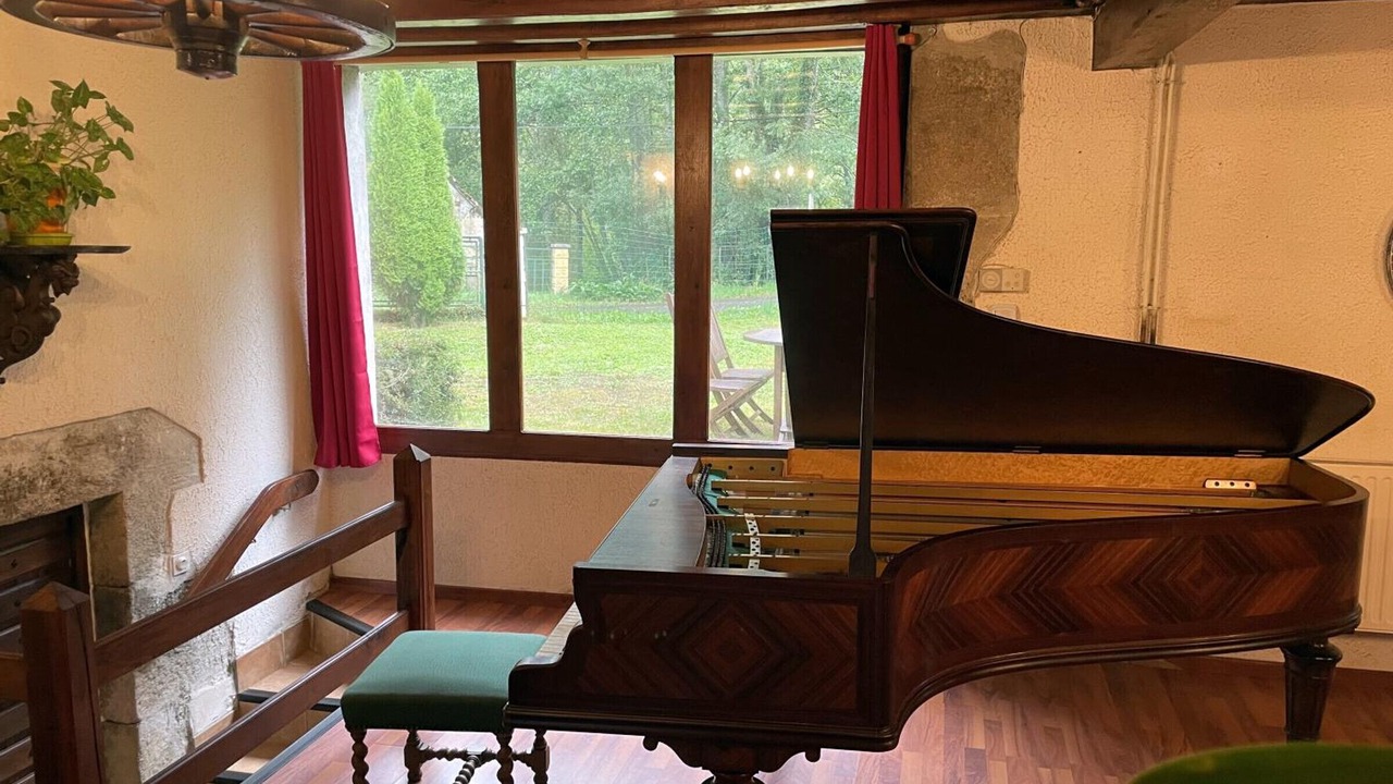 Photo of Bedroom in Hyds