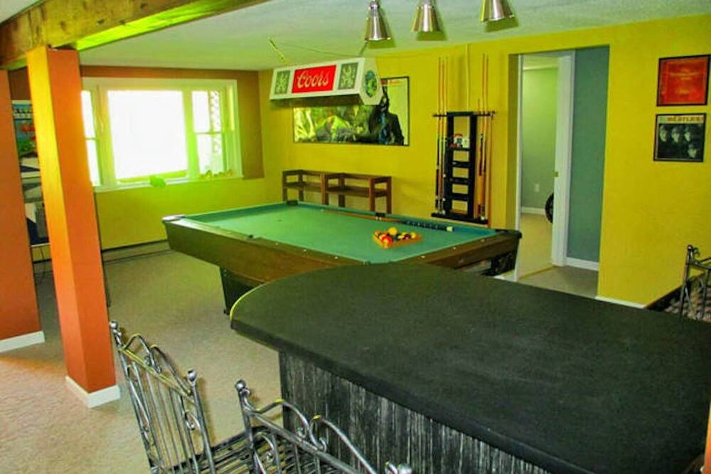 Photo of Bedroom in Lansing
