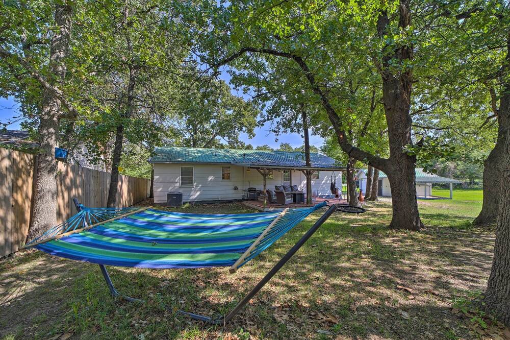 Photo of Outdoor in Canadian