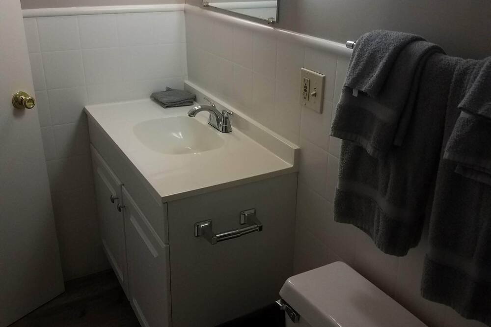 Photo of Bathroom in Ontario Center