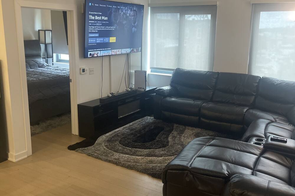 Photo of Livingroom in New Rochelle