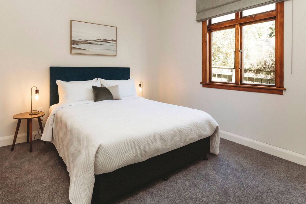 Photo of Bedroom in New Plymouth