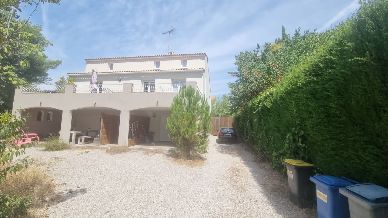 Photo of Outdoor in Le Cres