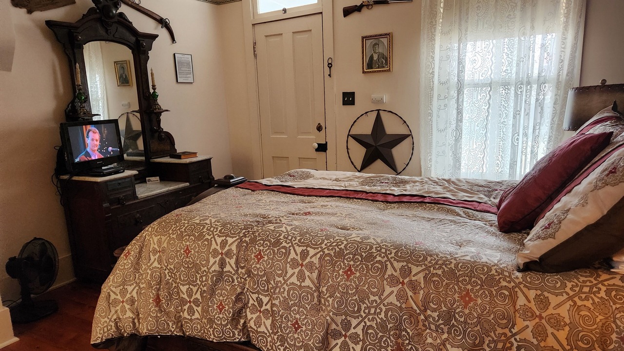 Photo of Bedroom in Versailles