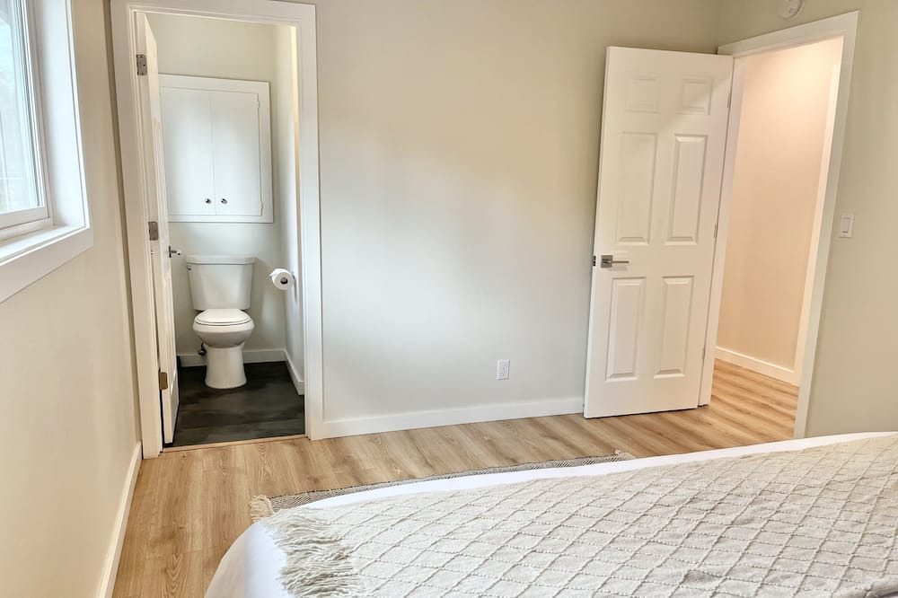 Photo of Bathroom in Five Corners