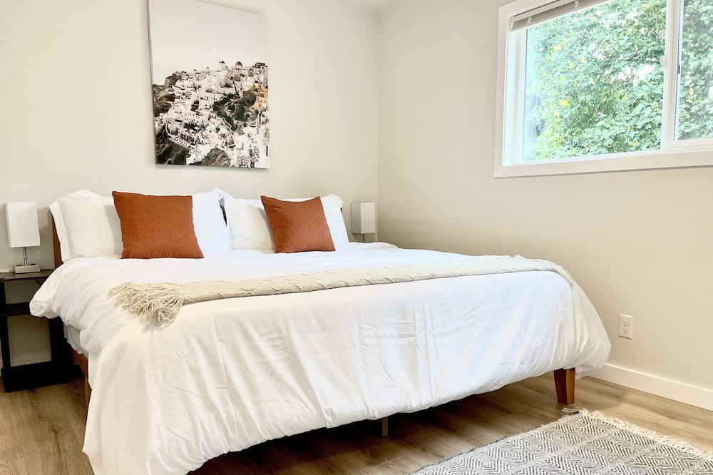 Photo of Others in Five Corners