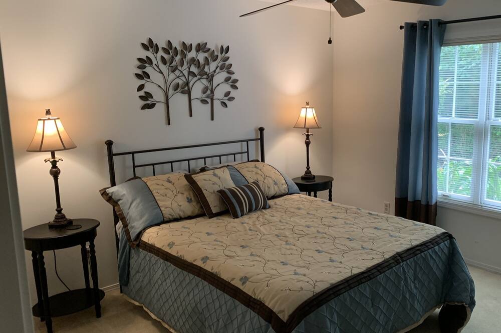 Photo of Bedroom in Tellico Village