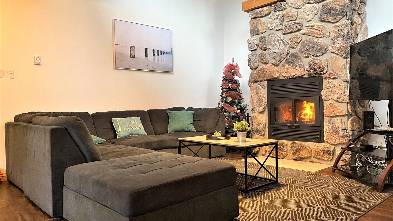Photo of Livingroom in Sainte-Lucie-des-Laurentides