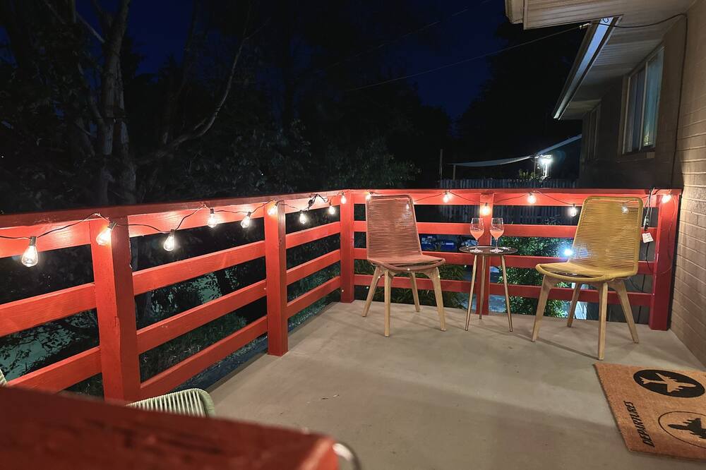 Photo of Patio Balcony in South Delridge