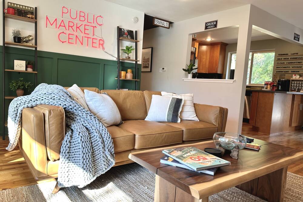 Photo of Livingroom in South Delridge