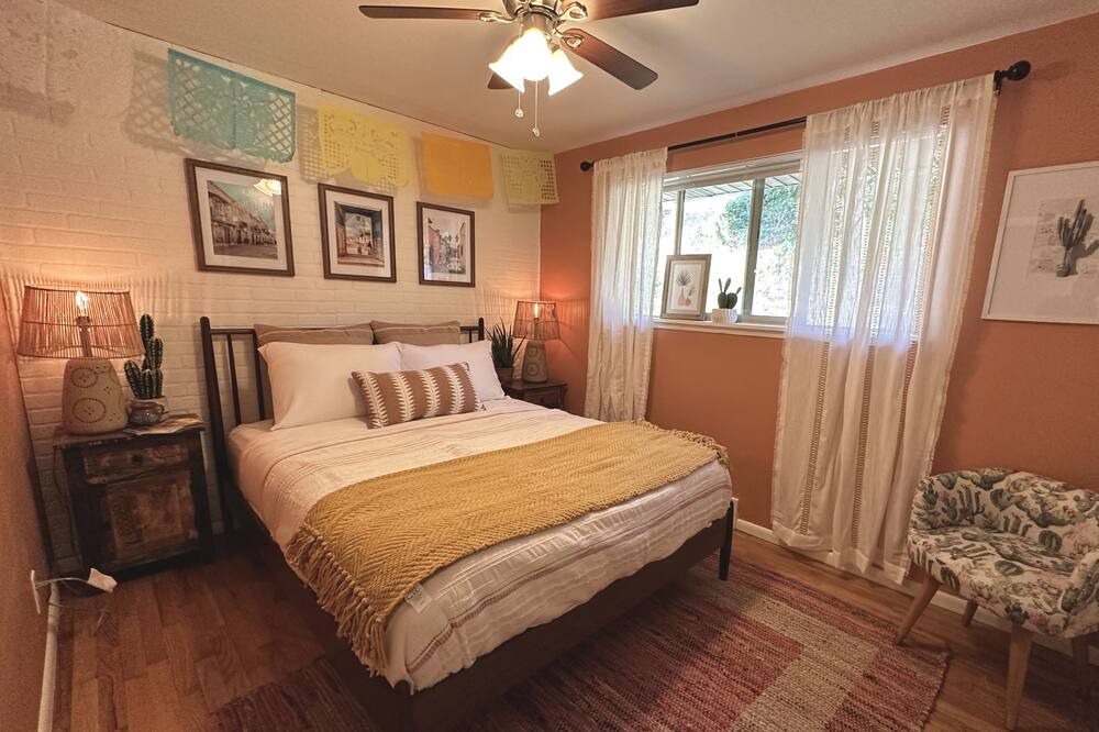 Photo of Bedroom in South Delridge