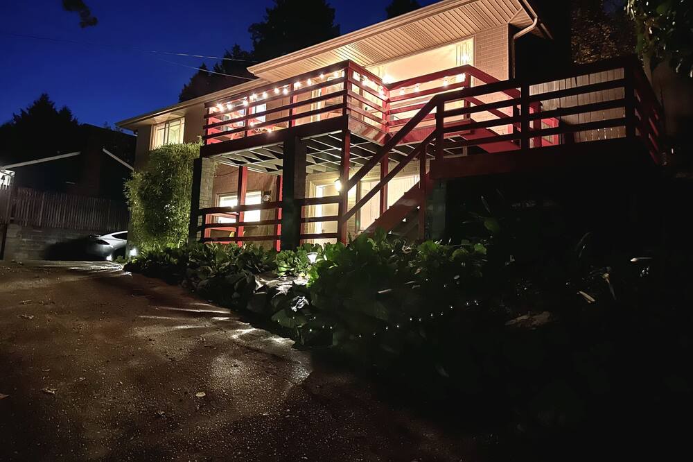 Photo of Outdoor in South Delridge