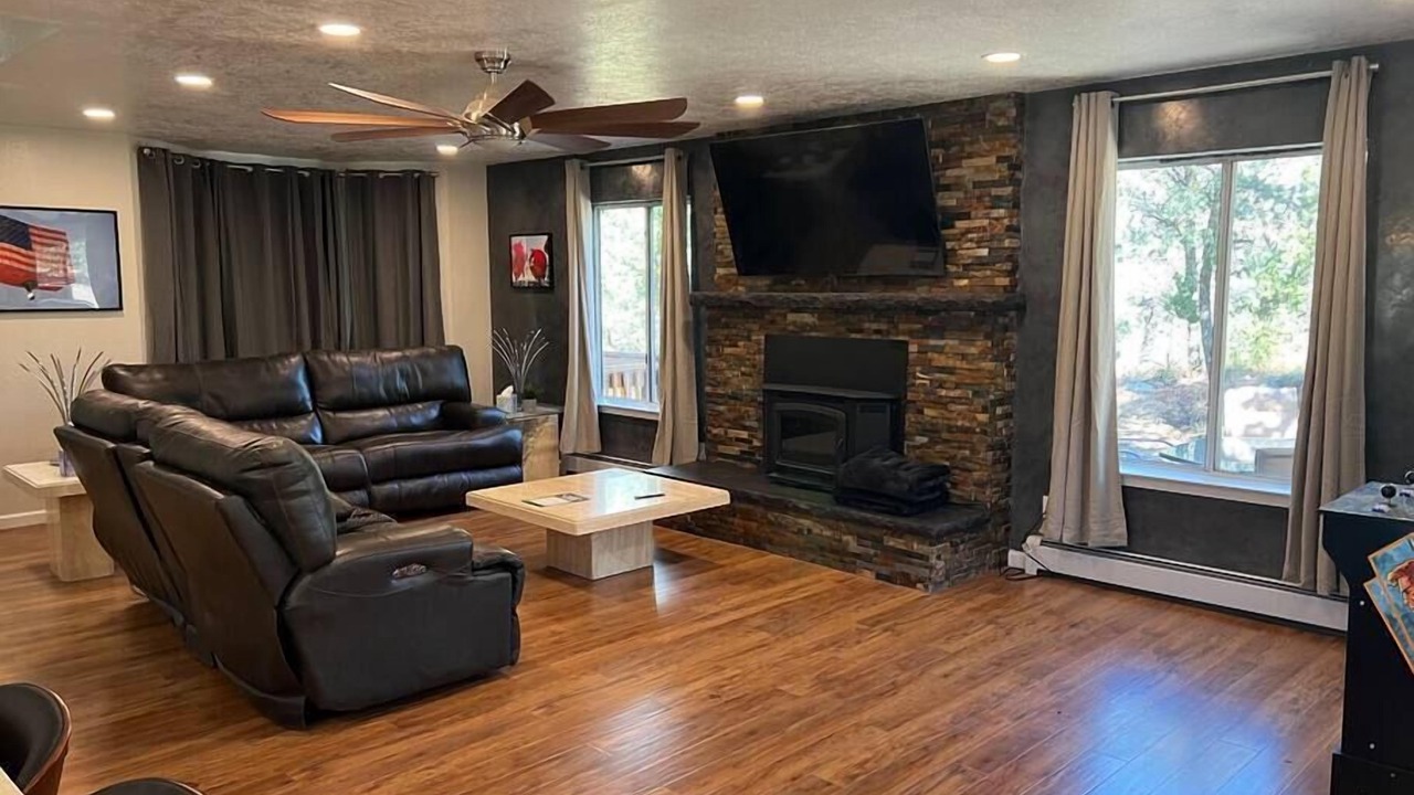 Photo of Livingroom in Pinion Ridge Estates