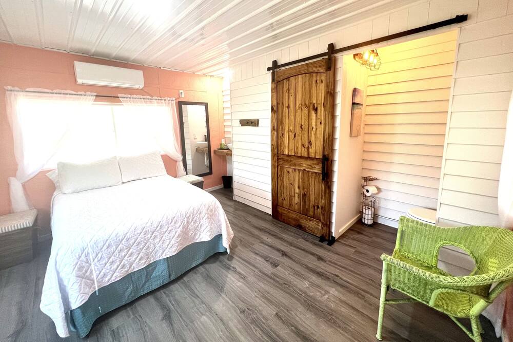 Photo of Bedroom in Joplin