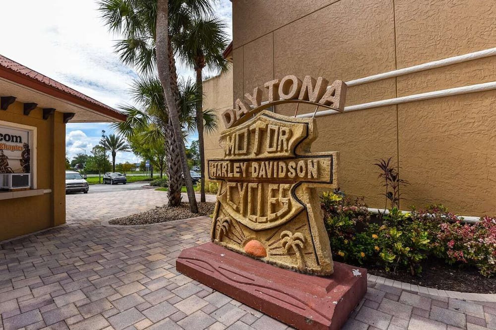 Photo of Others in National Gardens