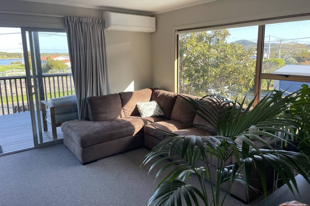 Photo of Livingroom in Ngunguru