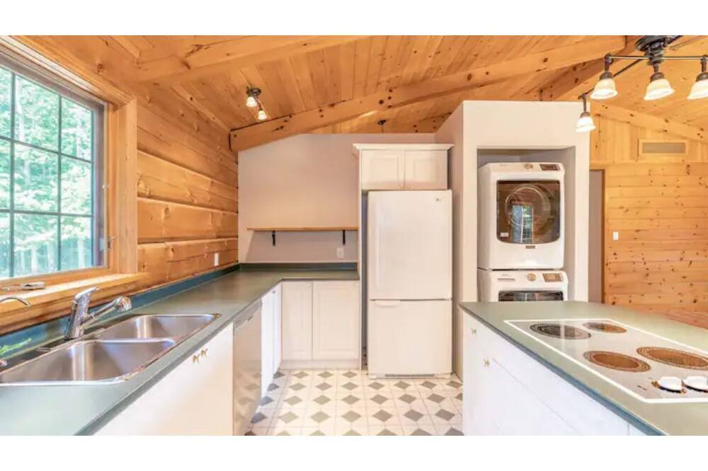 Photo of Kitchen in Gravenhurst