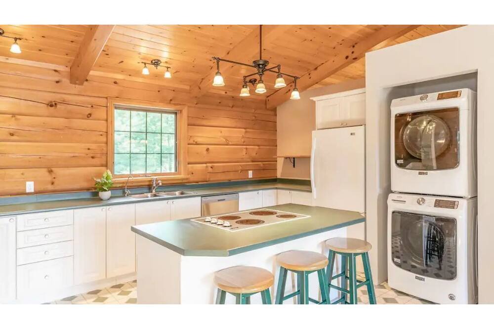 Photo of Kitchen in Gravenhurst