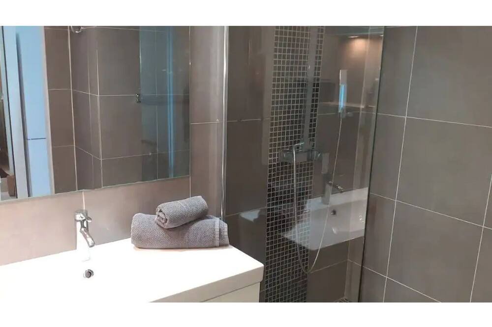 Photo of Bathroom in Marigot