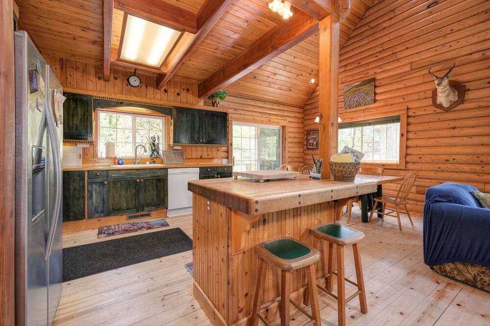 Photo of Kitchen in Alta Sierra