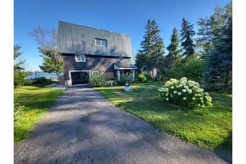 Photo of Outdoor in Greater Napanee