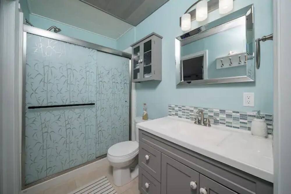 Photo of Bathroom in Greater Napanee