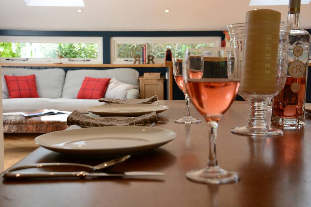 Photo of Others in Kettlebaston