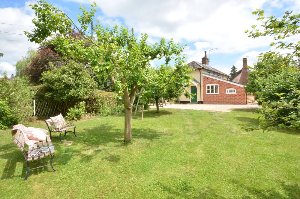 Photo of Outdoor in Kettlebaston