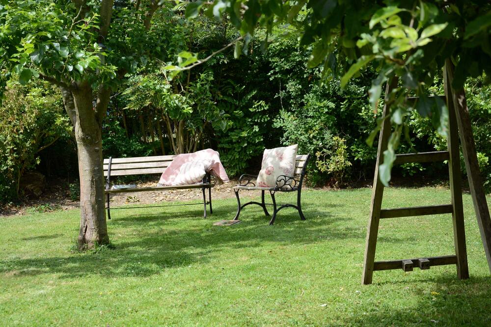 Photo of Outdoor in Kettlebaston