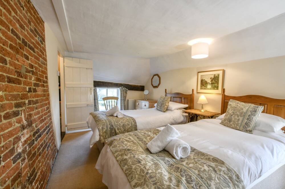 Photo of Bedroom in Woodbridge