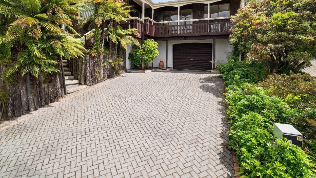 Photo of Outdoor in Acacia Bay